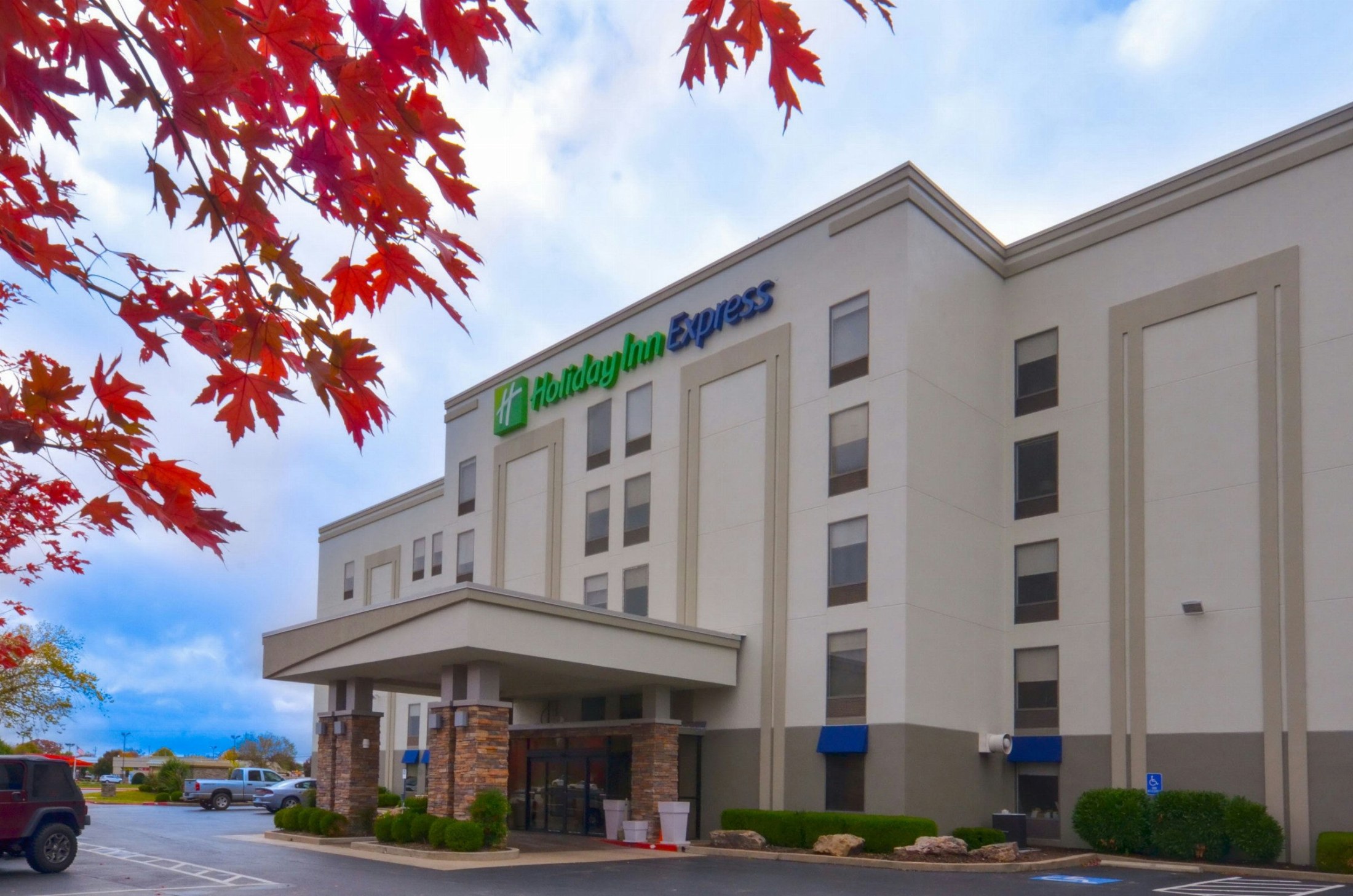 Holiday Inn Express & Suites Fayetteville-Univ Of Ar Area