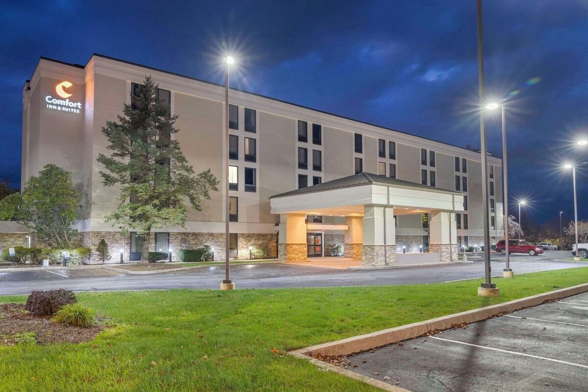 Comfort Inn & Suites Johnstown - Richland Town Center
