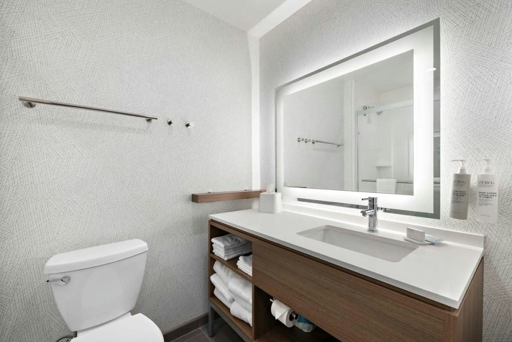Home2 Suites Ontario — project photograph