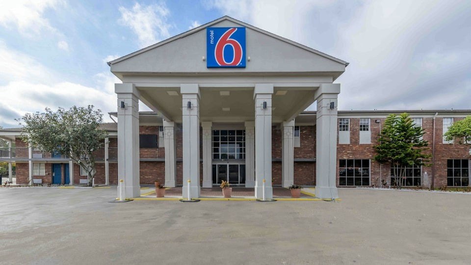 Motel 6 Ocala, FL - Conference Center