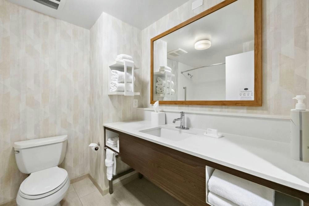 Hampton Inn & Suites Lancaster — project photograph