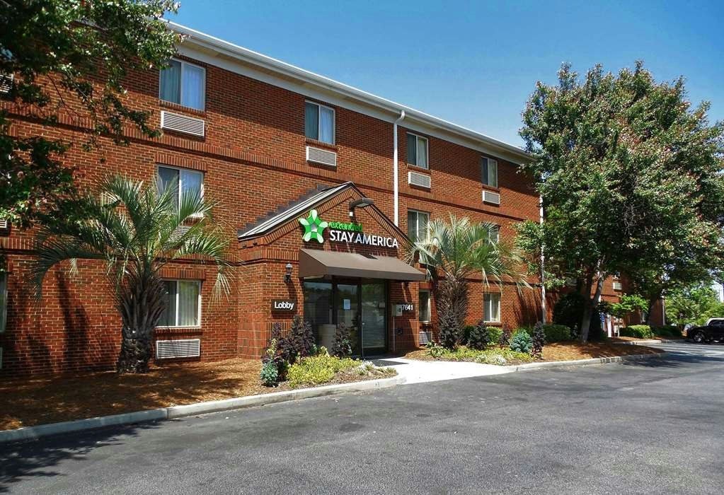 Extended Stay America - Charleston - Northwoods Blvd.